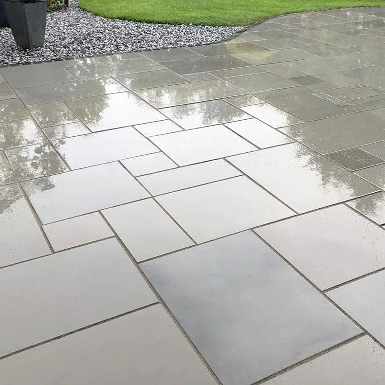 Kandla Grey Indian Sandstone Paving Slabs - Sawn &amp; Honed - Patio Kit - 20mm